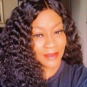 Meet your Posher, Shanika